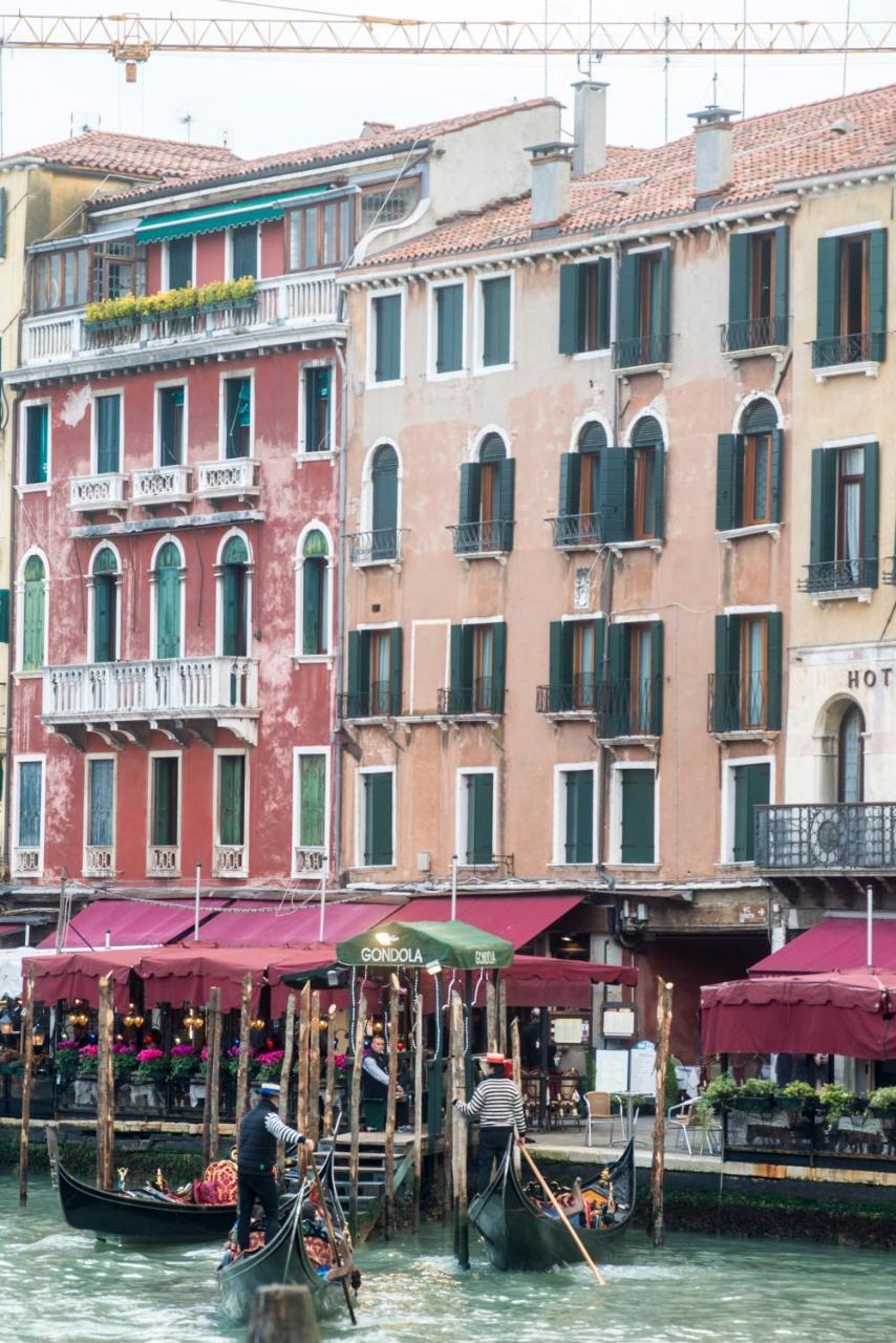 Hotel Magic Rialto Venecia Exterior foto
