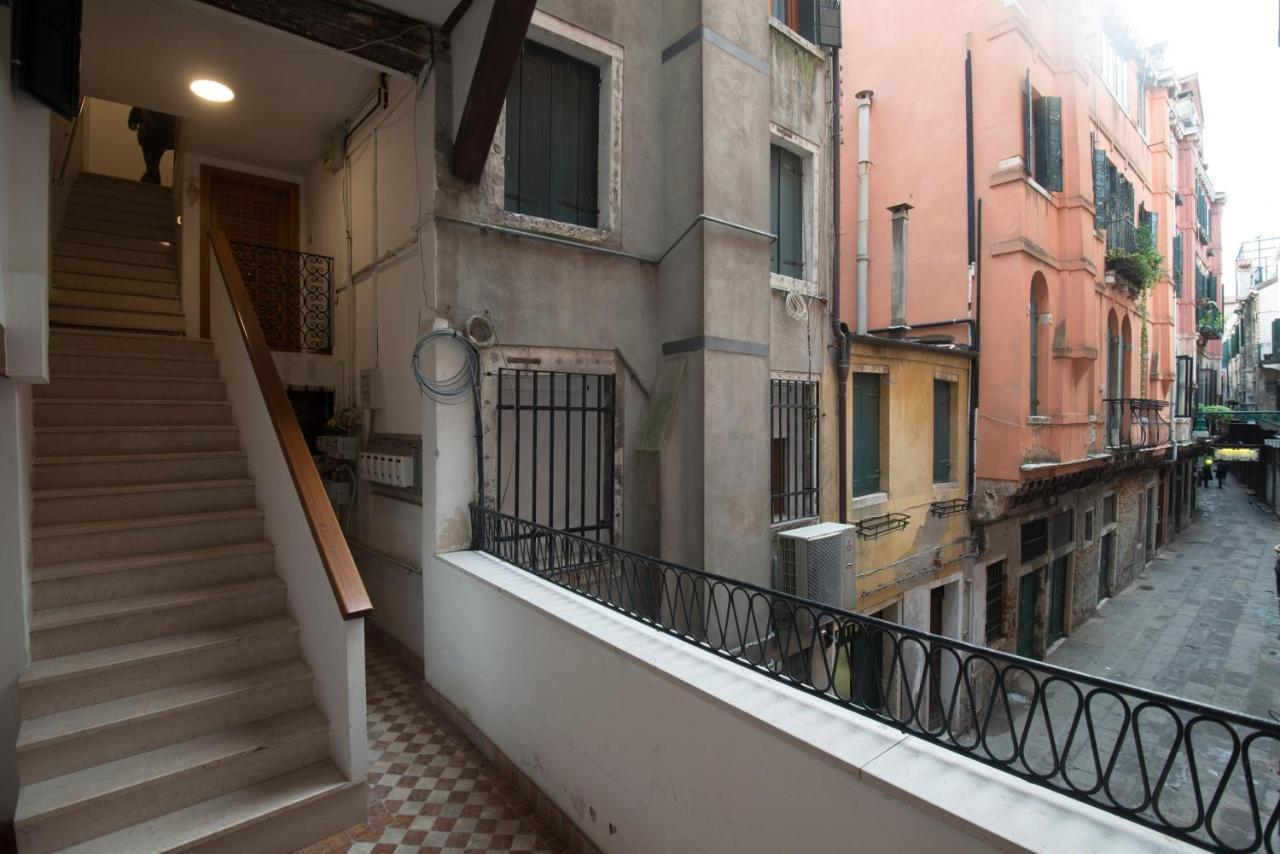 Hotel Magic Rialto Venecia Exterior foto